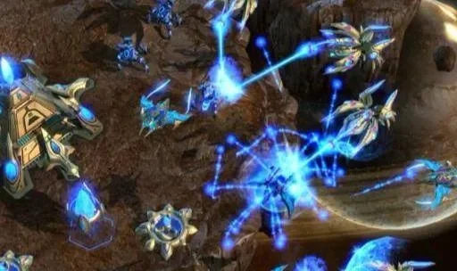 星际争霸2虫族厉害吗，星际争霸2虫族后期怎么打