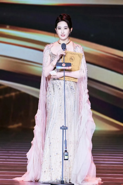 刘亦菲凭什么能拿下女神赛冠军